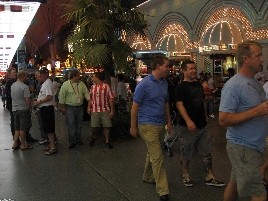 យុទ្ធសាស្ត្រល្បែង: គន្លងសម្រាប់ជោគជ័យ